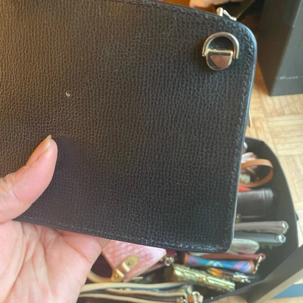kate spade stylish versatile